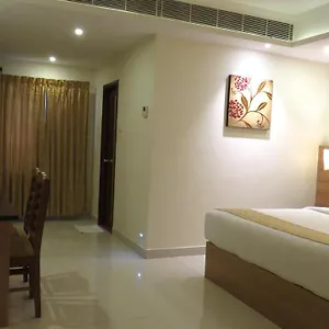 Rajadhani Hotel